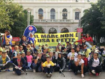 Il team organizza raduni come le "retakiadi", giochi di educazione civica che da due anni coinvolgono i pi� piccoli in piazza Cesare Battisti 